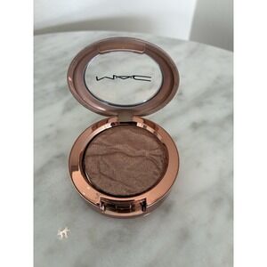 MAC Limited Edition FOILED EYESHADOW - Shade: Sand Tropez DISCONTINUED HTF